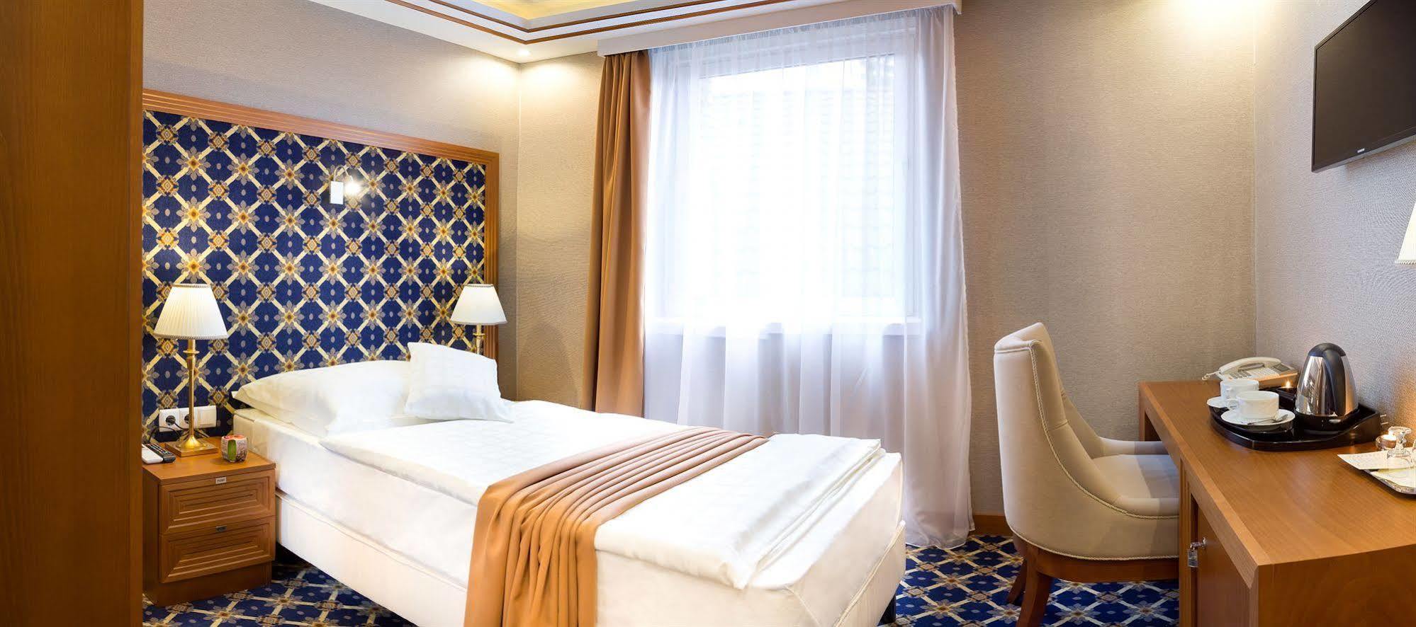 Hotel Central Nyíregyháza المظهر الخارجي الصورة