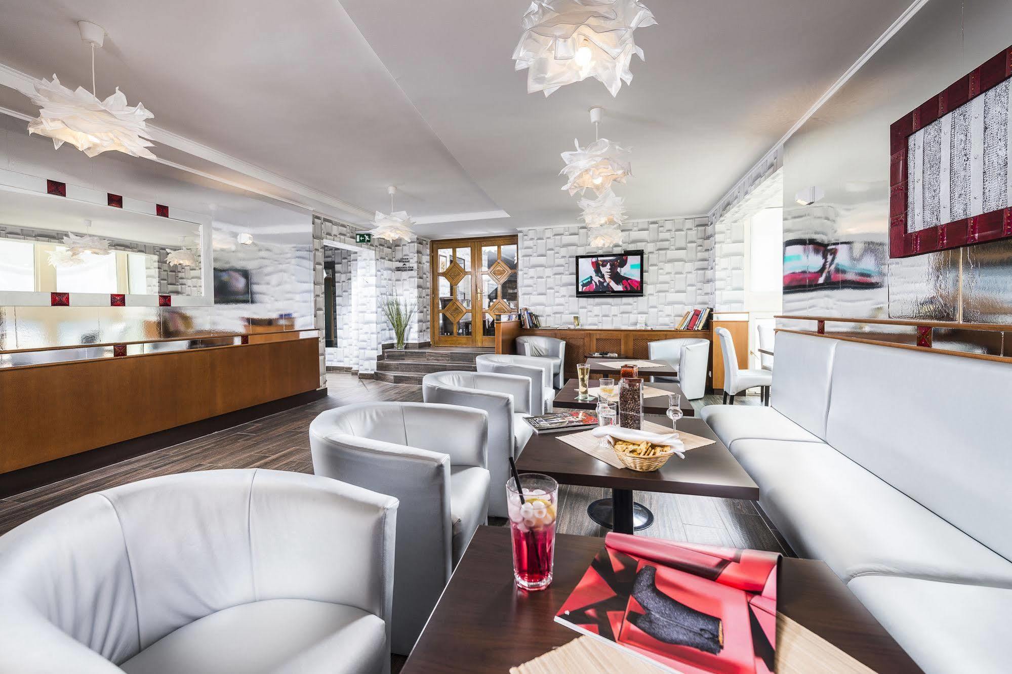 Hotel Central Nyíregyháza المظهر الخارجي الصورة